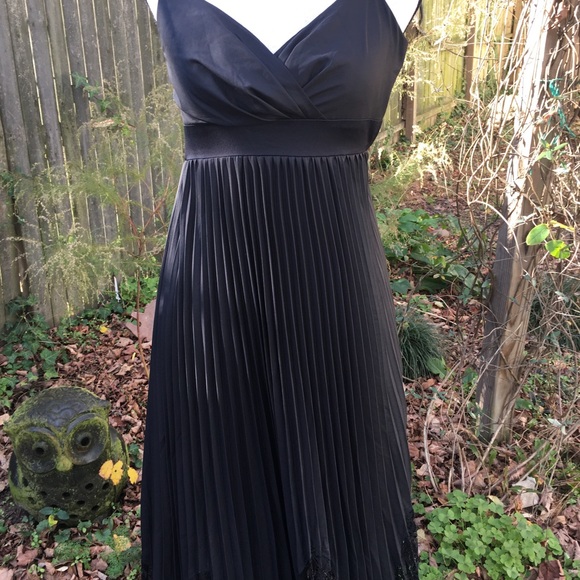 BCBG Paris Black Lace Dress - Picture 4 of 14